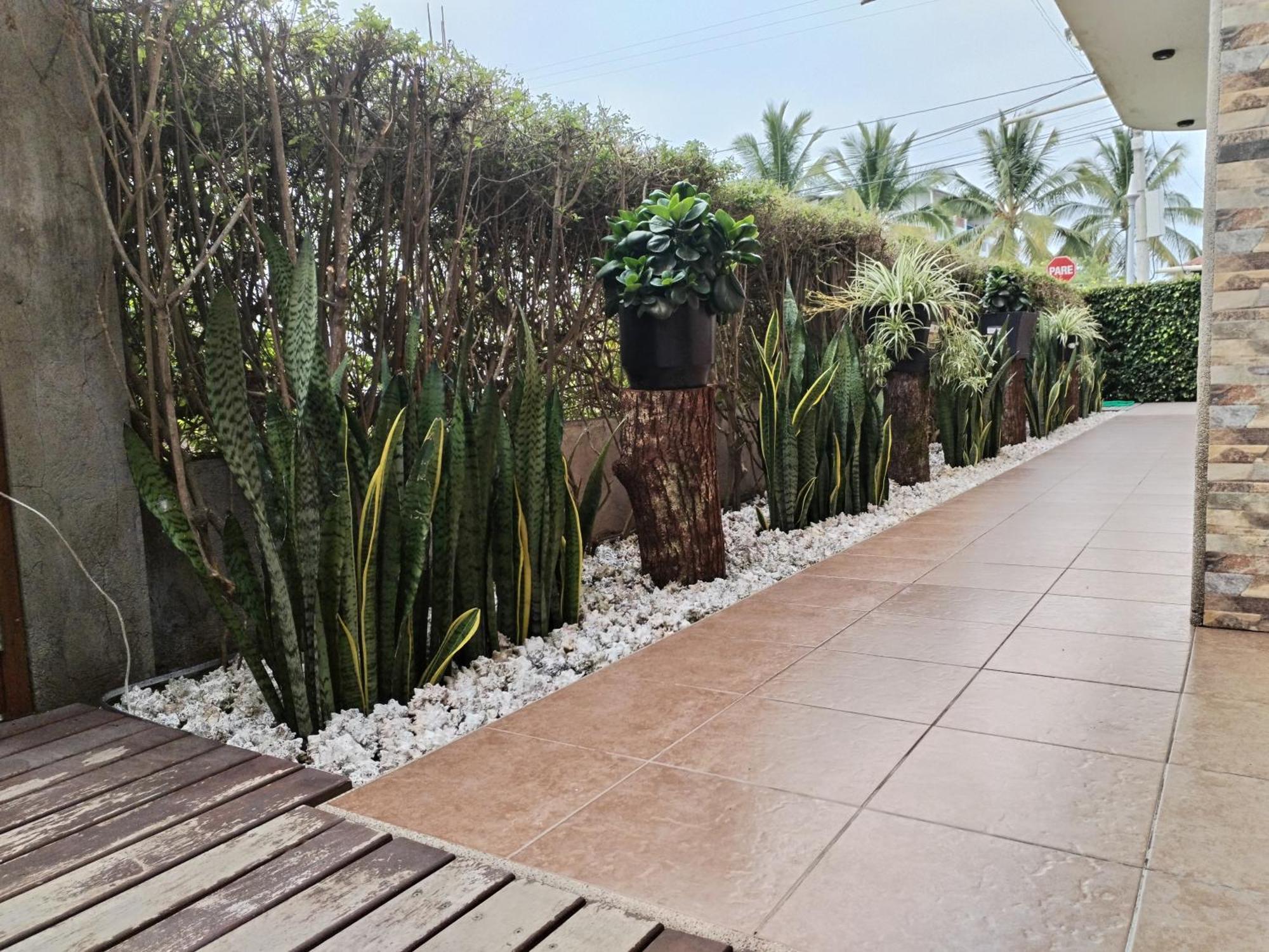Hotel Starfish Puerto Villamil Εξωτερικό φωτογραφία