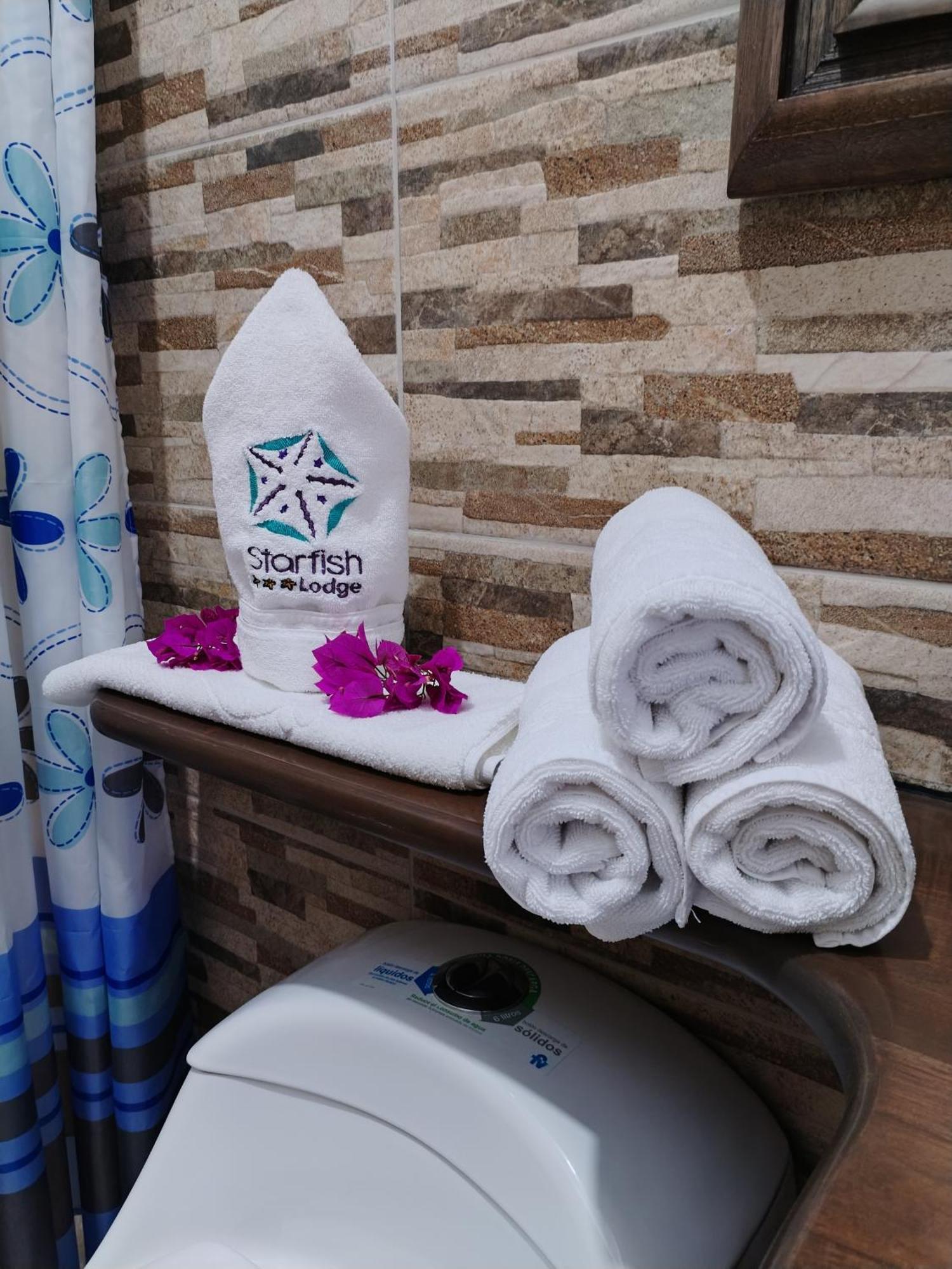 Hotel Starfish Puerto Villamil Εξωτερικό φωτογραφία