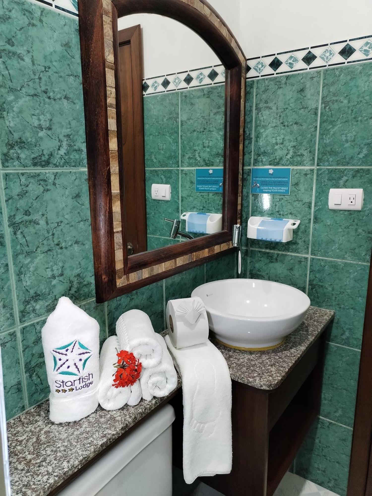 Hotel Starfish Puerto Villamil Εξωτερικό φωτογραφία